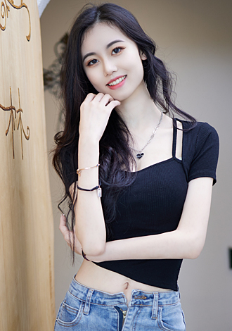Most gorgeous profiles: Zhaoqi from Xi An, Member Asian in Dating profile