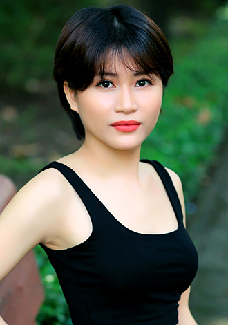 Most gorgeous profiles: caring Asian member Tuoi from Ho Chi Minh City